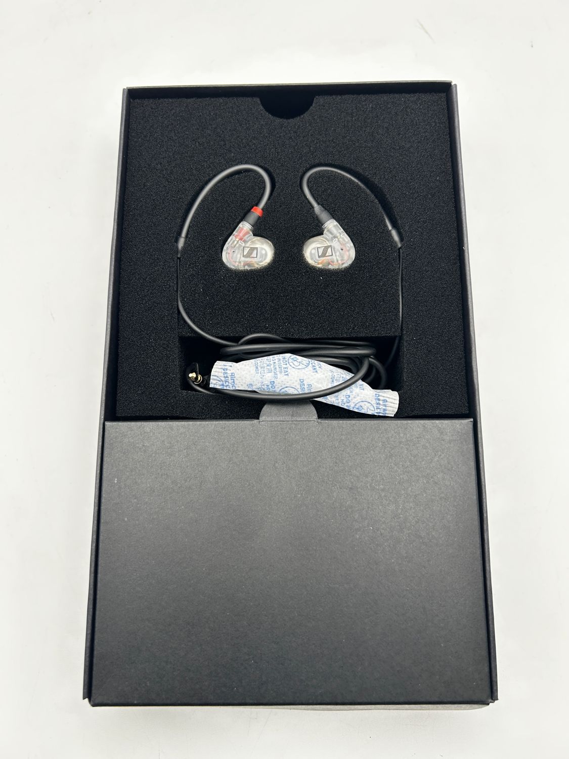SENNHEISER IE 100 PRO – profesjonalne słuchawki dokanałowe