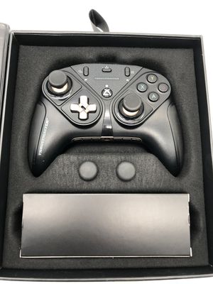 Thrustmaster ESWAP X Pro Controller – profesjonalny modularny gamepad