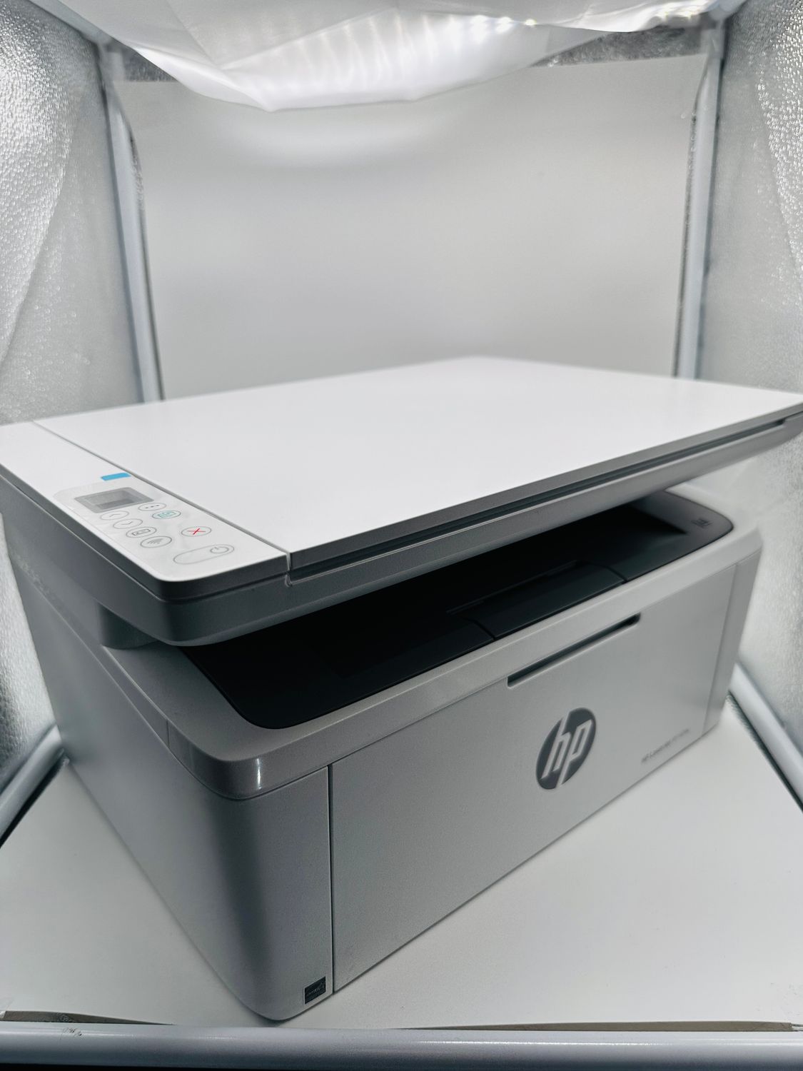 HP monochromatyczna drukarka LaserJet M140w MFP, A4, biała