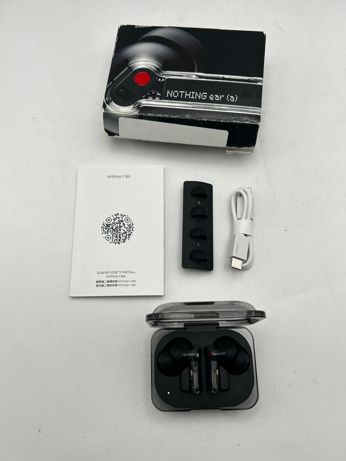 Nothing Ear (a) Bezprzewodowe słuchawki Bluetooth z integracją z Chatg