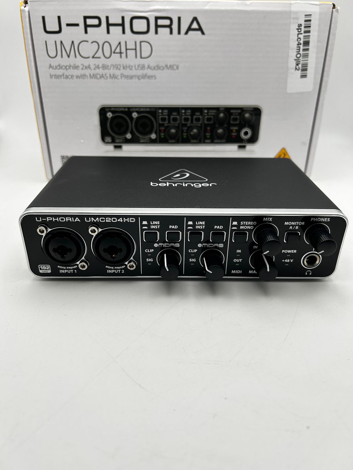 Behringer UMC204HD – interfejs audio/MIDI USB