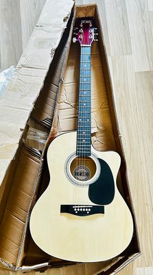 3rd Avenue – gitara elektroakustyczna 4/4 z wycięciem, uszkodzona