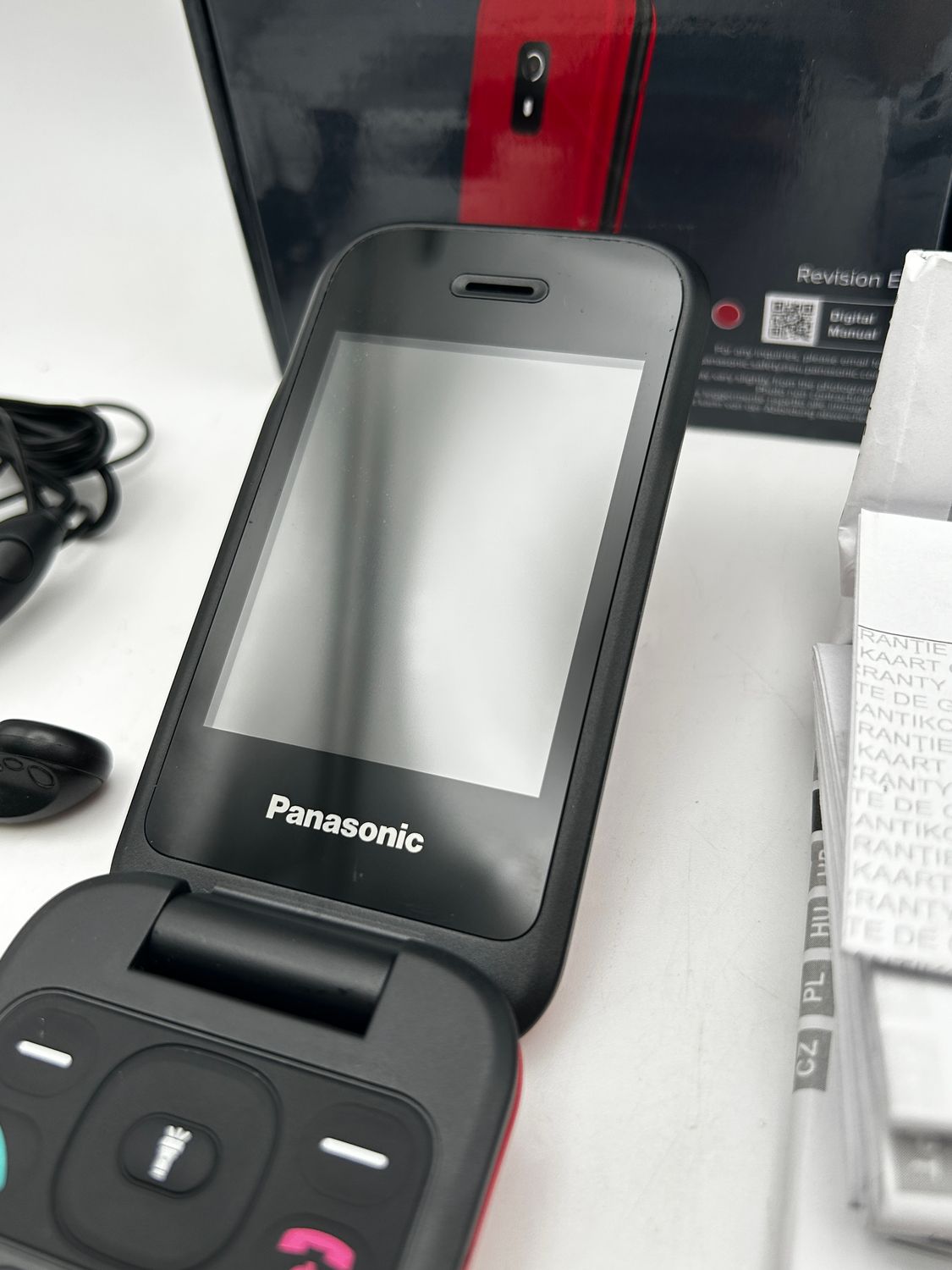 Telefon komórkowy Panasonic KX-TF600EXR 4G VoLTE IP44 czerwony
