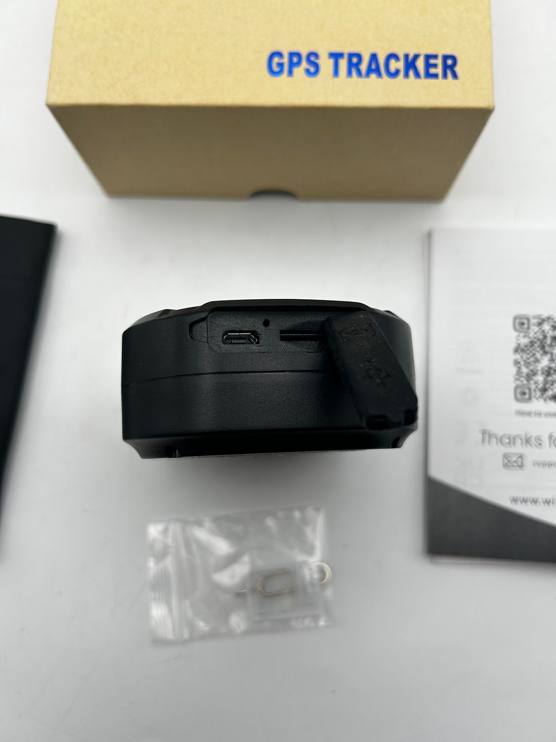 JUNEO TK Star 905 – samochodowy tracker GPS do ciężarówek
