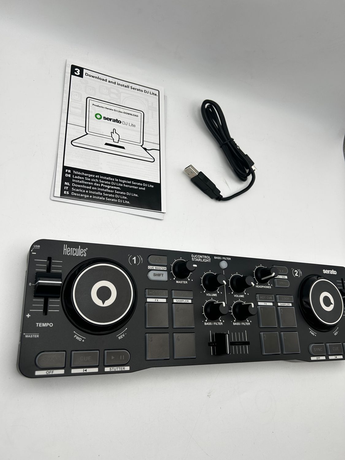Hercules DJControl Starlight – przenośny kontroler DJ USB