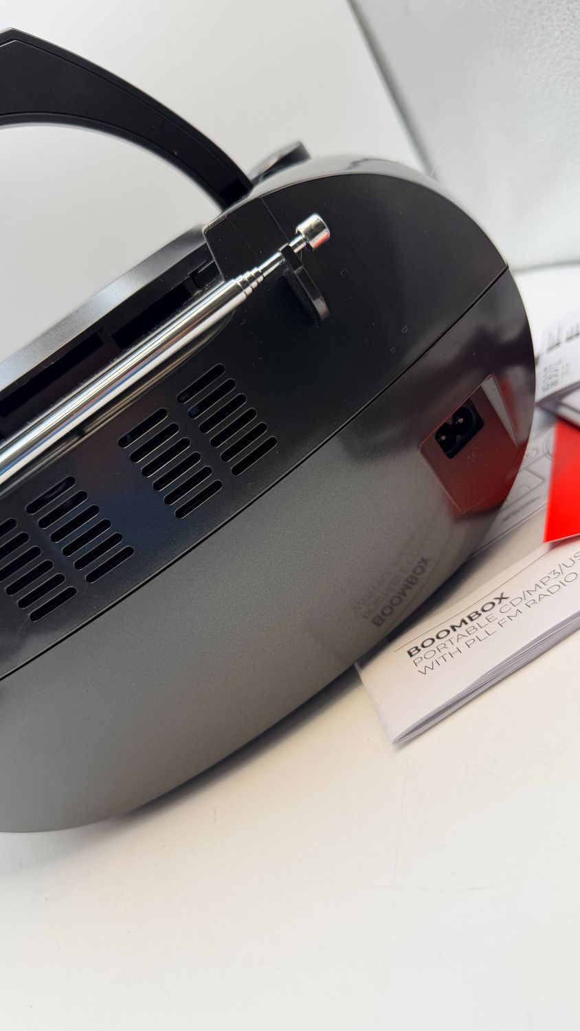 Aiwa BBTC-550BK – przenośne radio kasetowe z CD, Bluetooth i USB
