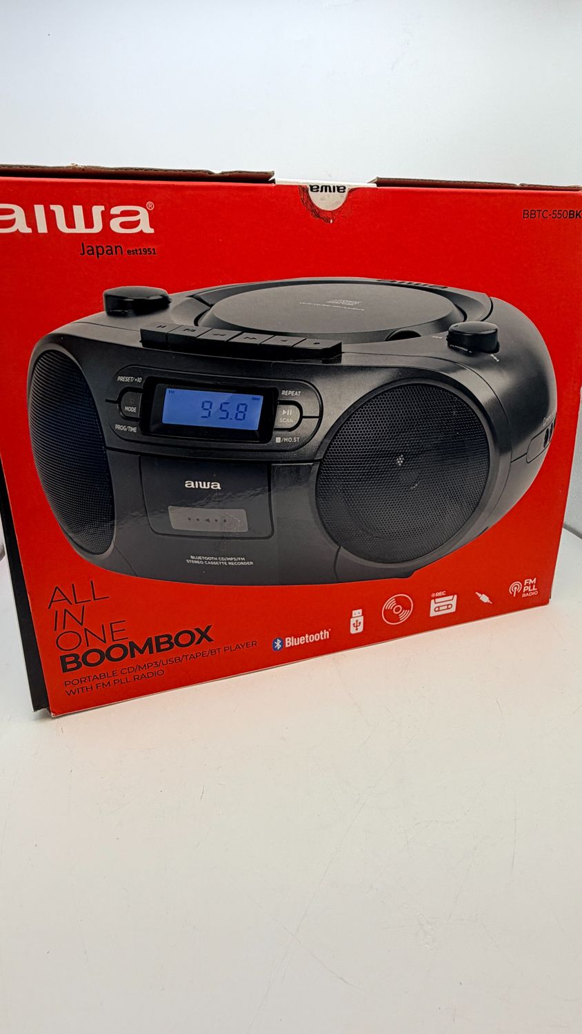Aiwa BBTC-550BK – przenośne radio kasetowe z CD, Bluetooth i USB