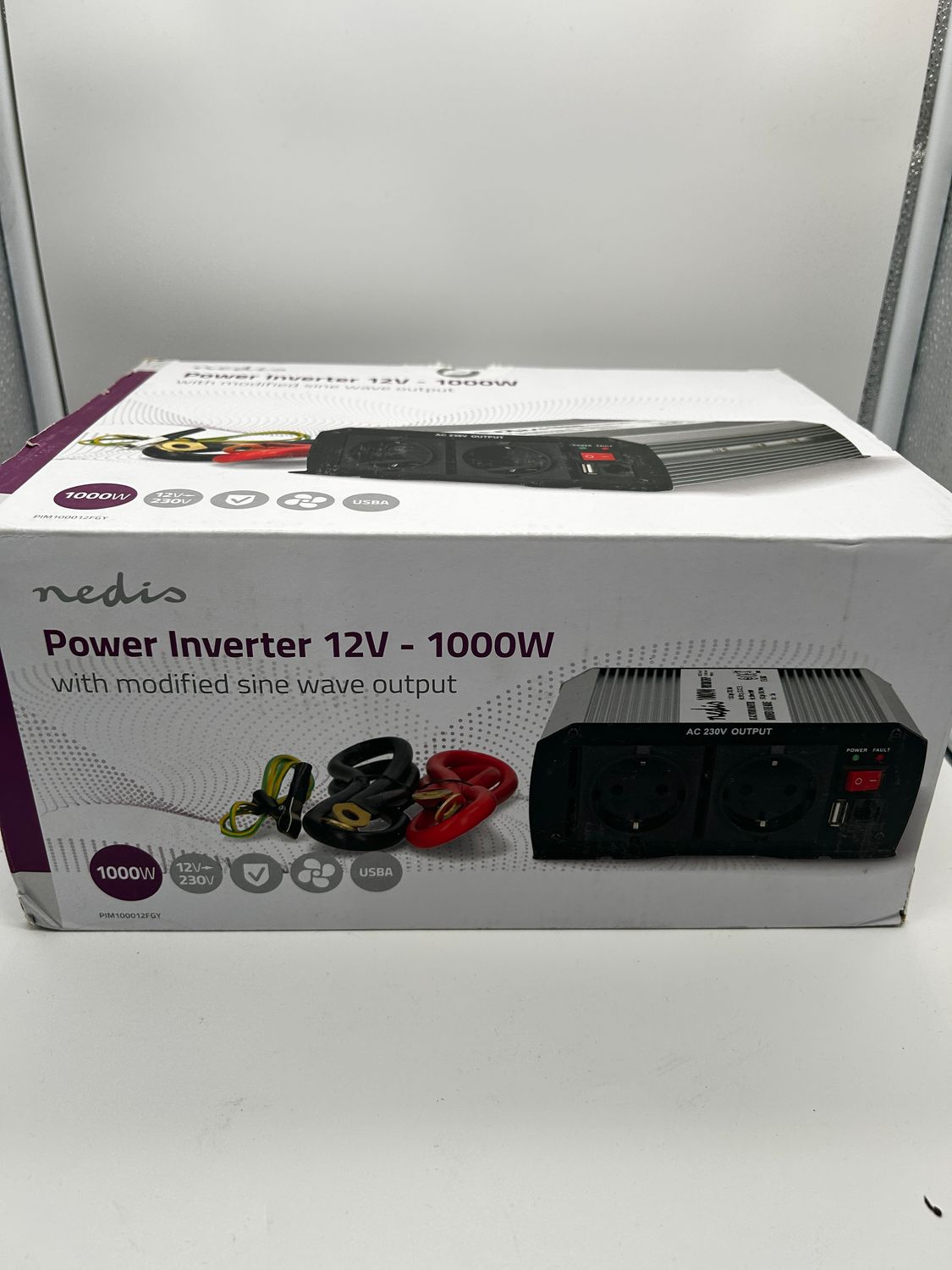 Nedis PIM100012FGY - Falownik z modyfikowaną sinusoidą - 12 V DC na 23