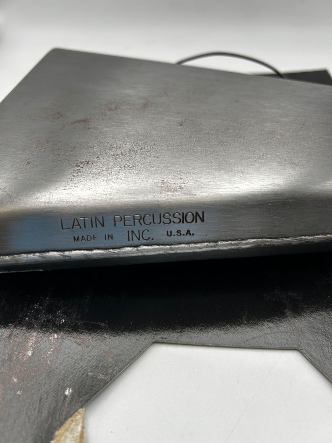 LP Latin Percussion ES-15 - kowbojka salsa z ręcznym mocowaniem ze щot