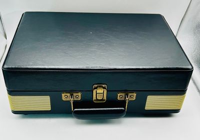 Przenośny gramofon Trynnay Tocadisco z Bluetooth, 3 prędkościami odtwr