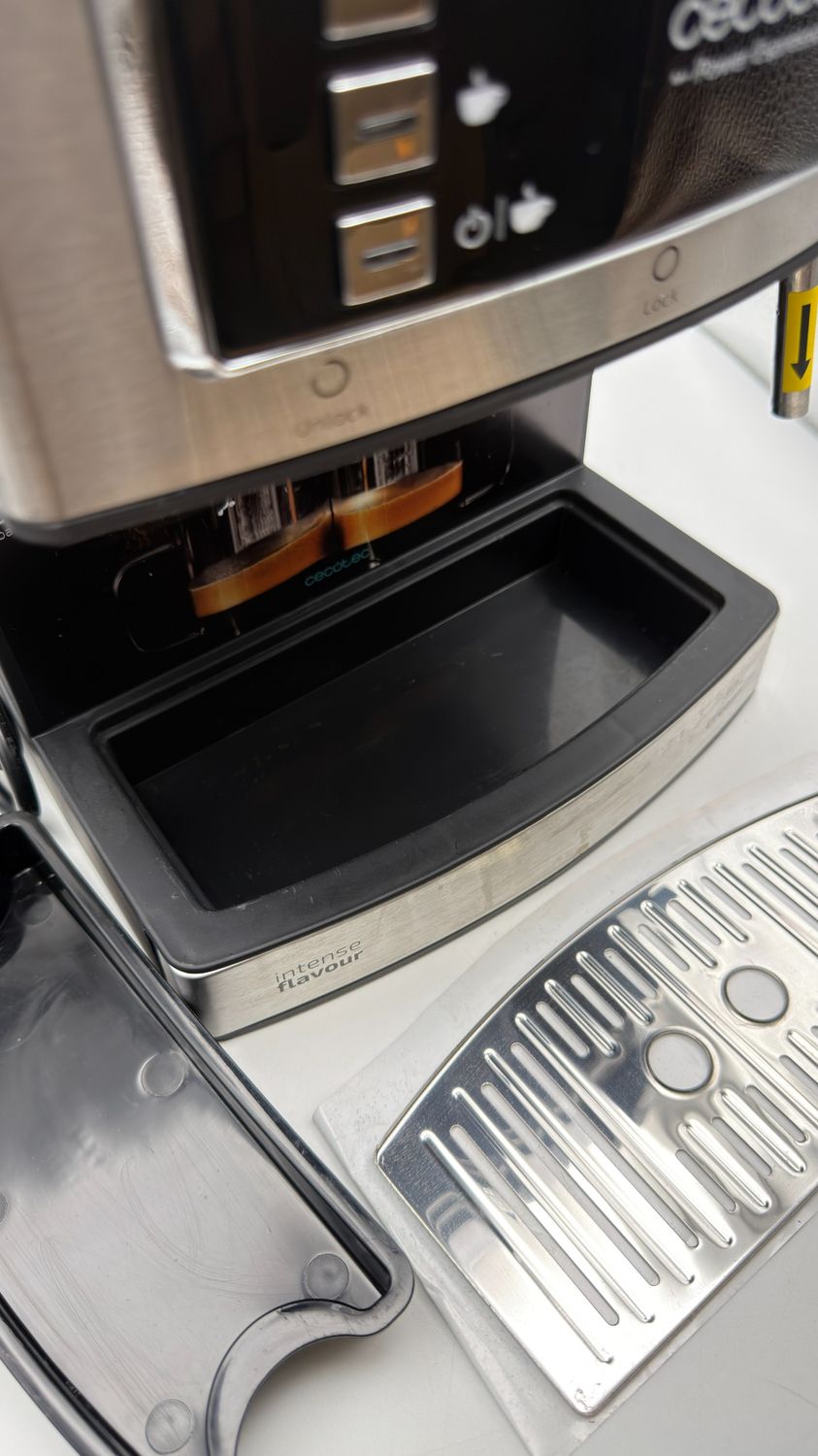 Ekspres ciśnieniowy Cecotec Power Espresso 20 850 W 20 bar czarny