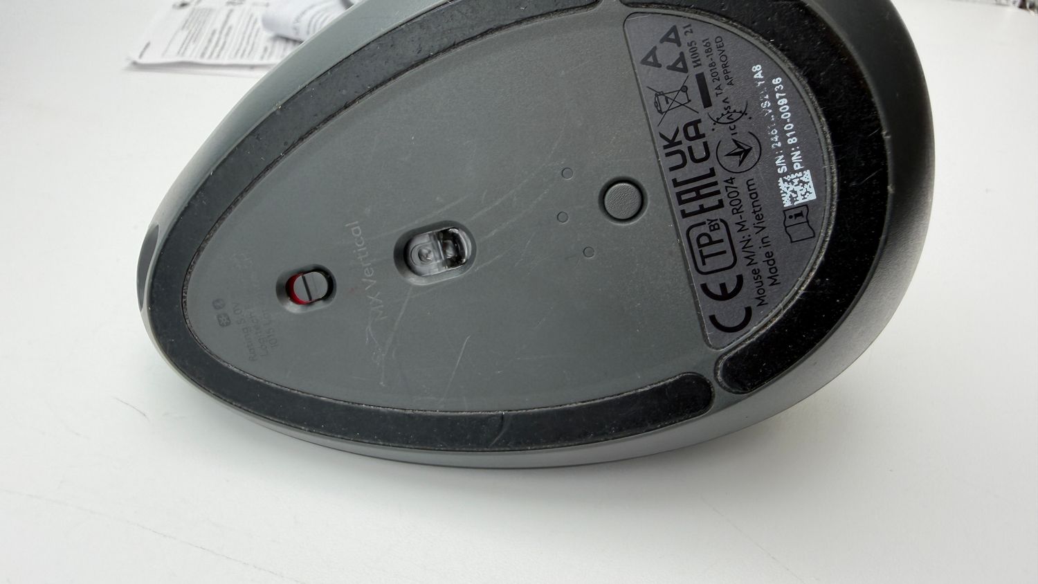 Logitech MX Vertical Ergonomiczna mysz bezprzewodowa