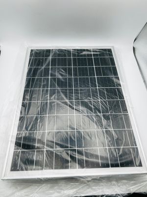 Zestaw panelu słonecznego DERUXI 25W 18V do akumulatorów 12V