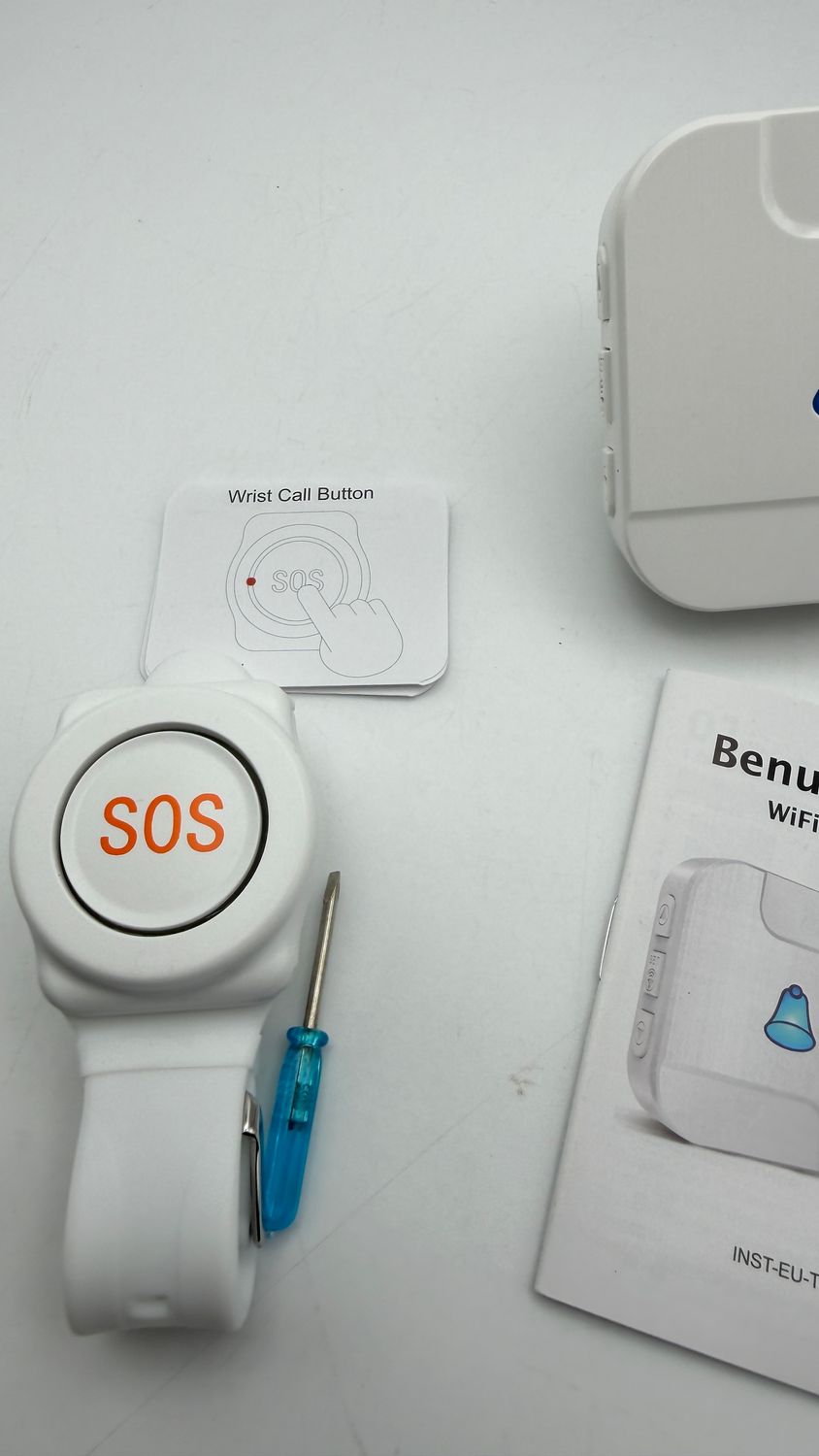 DAYTECH przycisk alarmowy dla seniorów z obsługą smartfona i WiFi