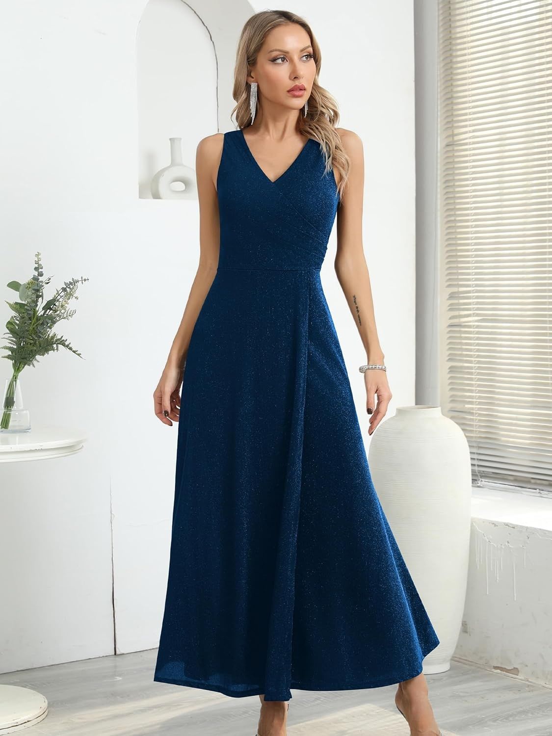 Elegancka Sukienka Maxi z Rozcięciem