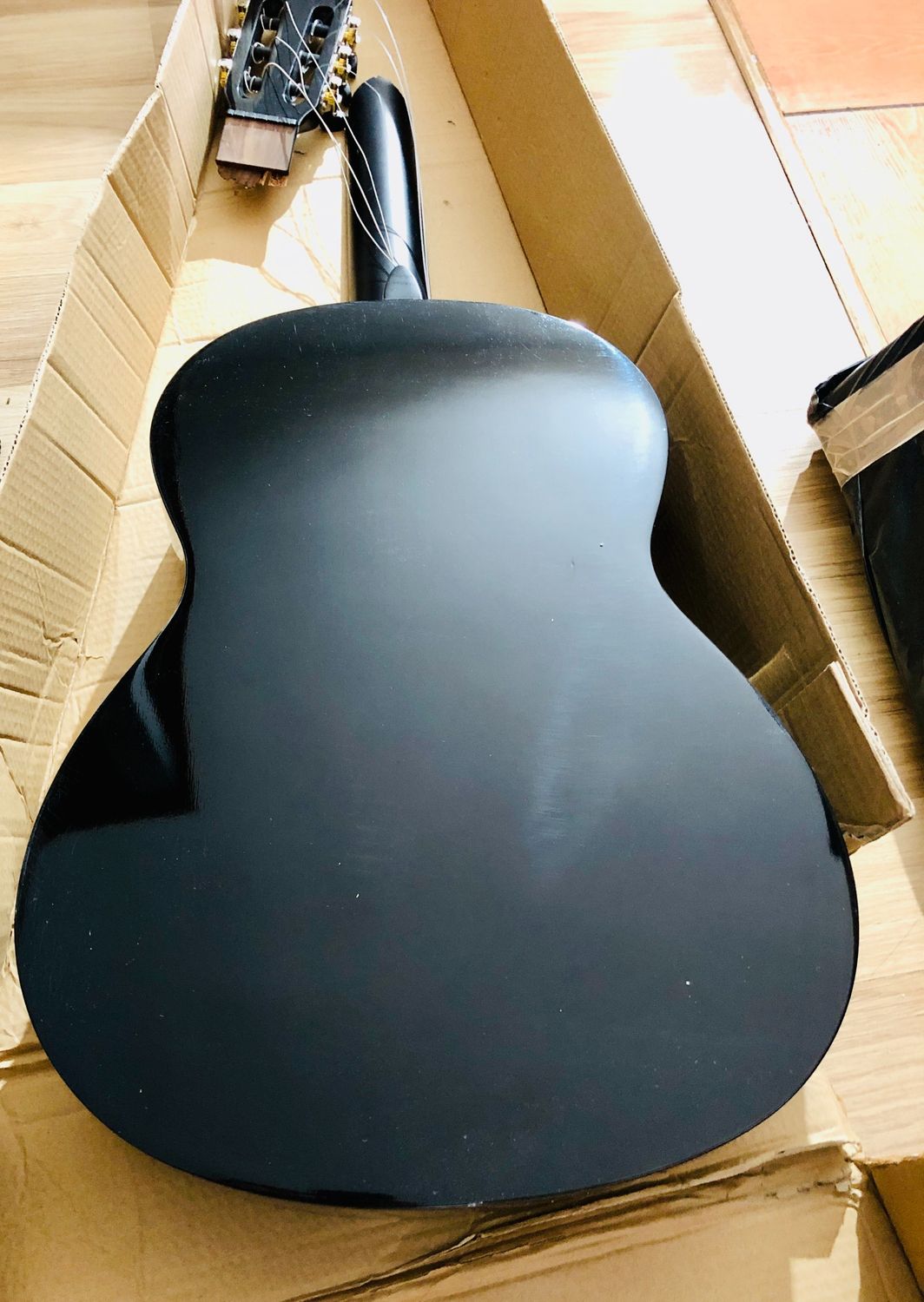 GEWA Klassikgitarre Student 4/4 – gitara klasyczna czarna – uszkodzona