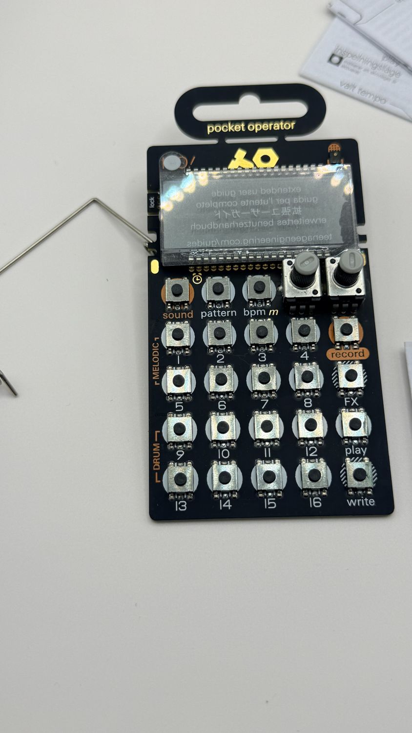 Teenage Engineering - kieszonkowy syntezator