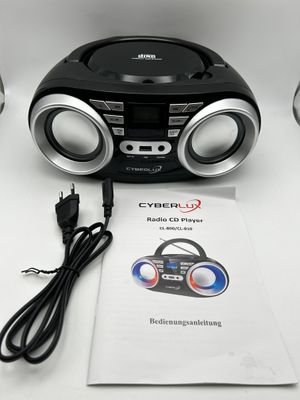Przenośny odtwarzacz CD Cyberlux z radiem FM