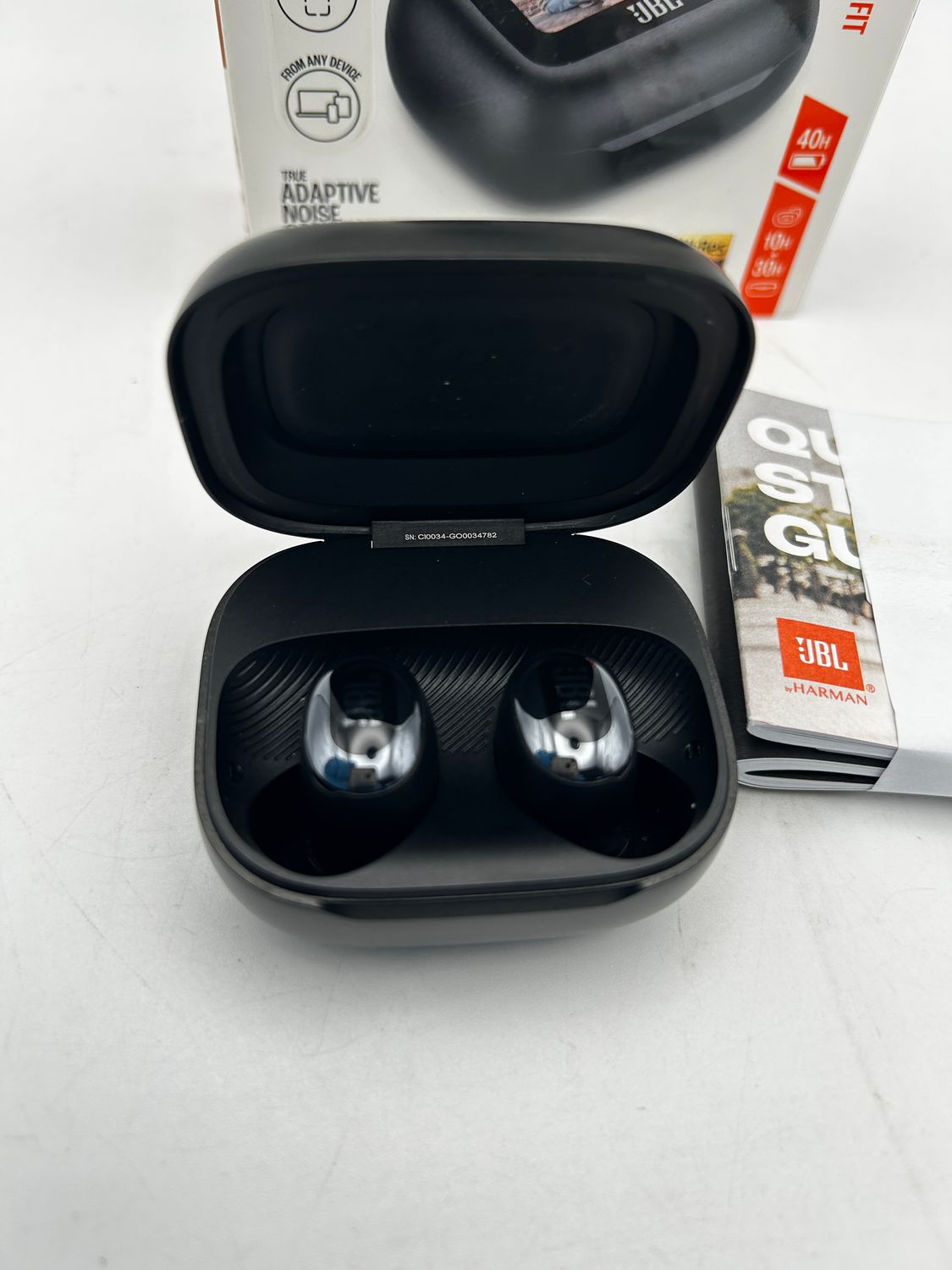 JBL Live Buds 3 – uszkodzone, nie włączają się