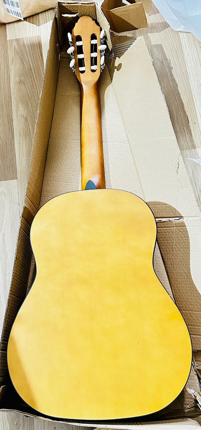 Gitara klasyczna koncertowa 4/4 „Miele” z pokrowcem i kluczem