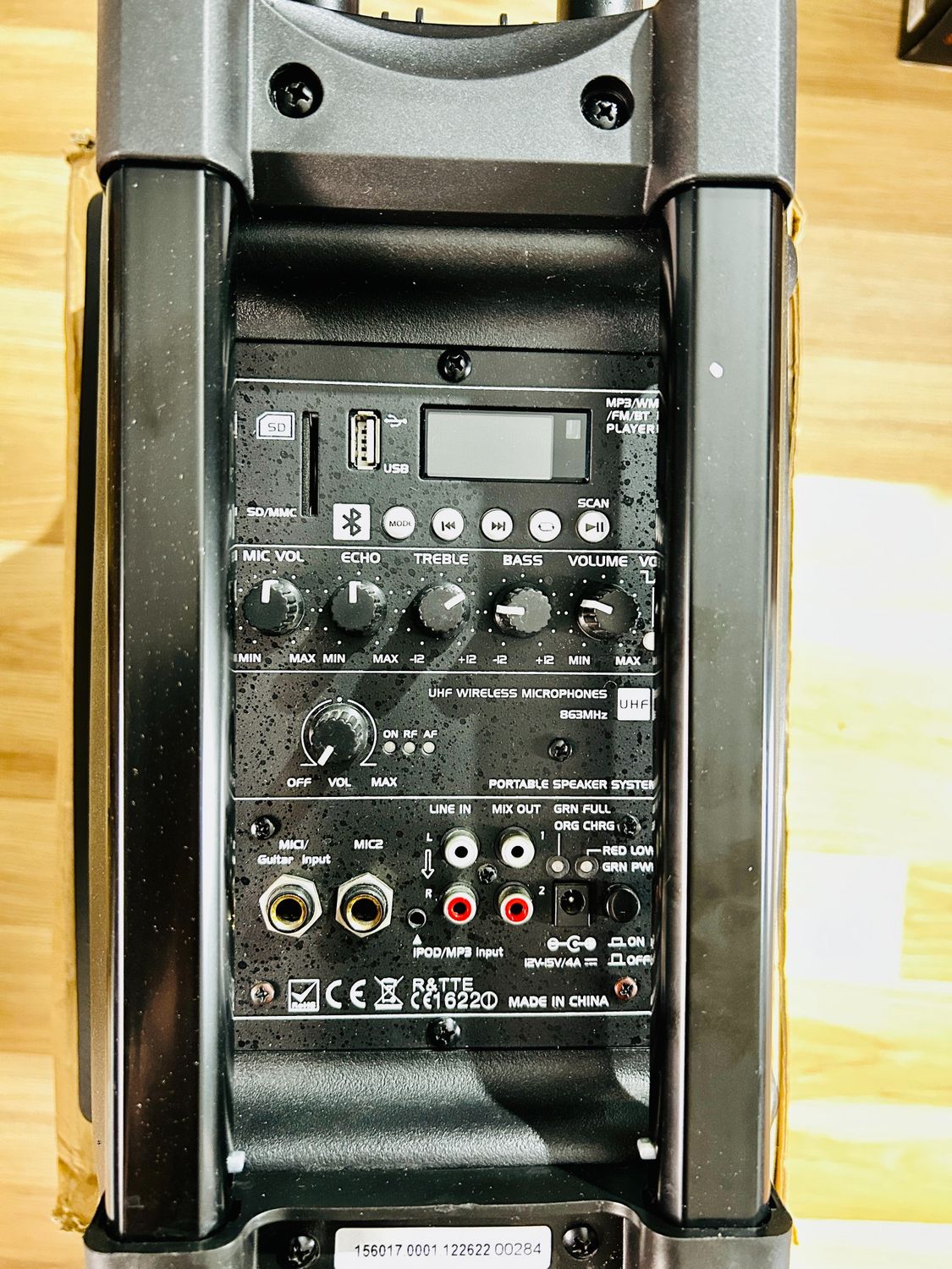 Ibiza PORT8VHF-BT – przenośny głośnik 8" / 400 W MAX – uszkodzony