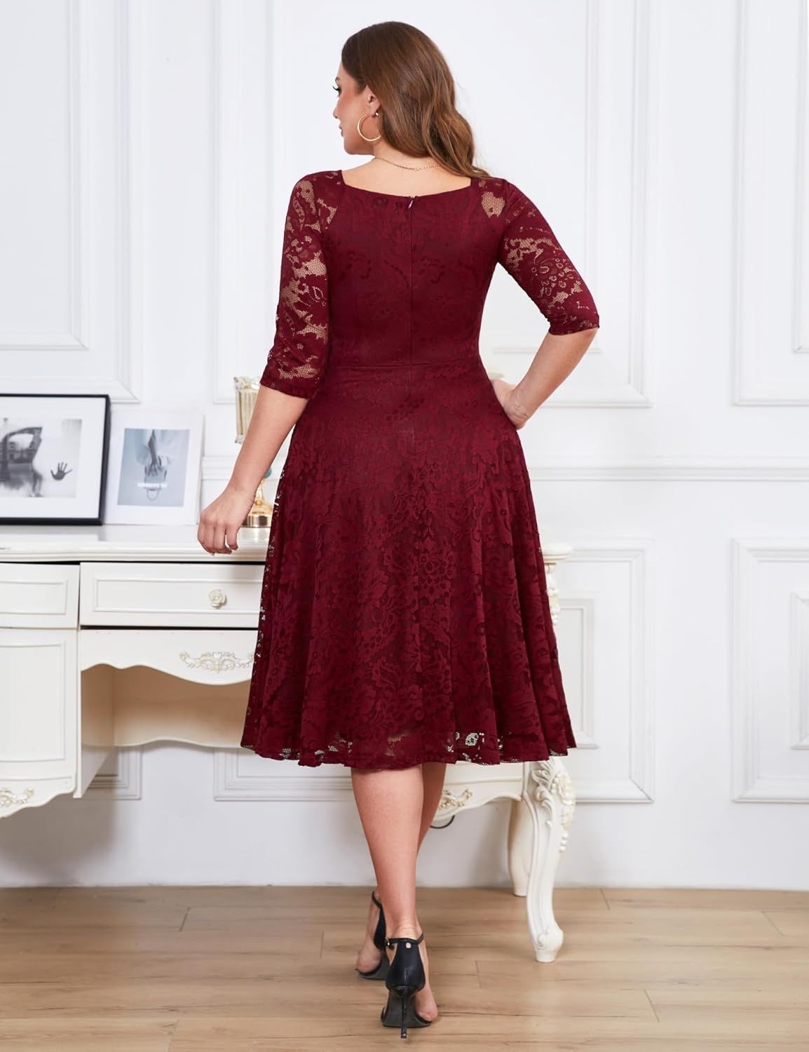 Dressystar elegancka sukienka koronkowa midi z dekoltem V