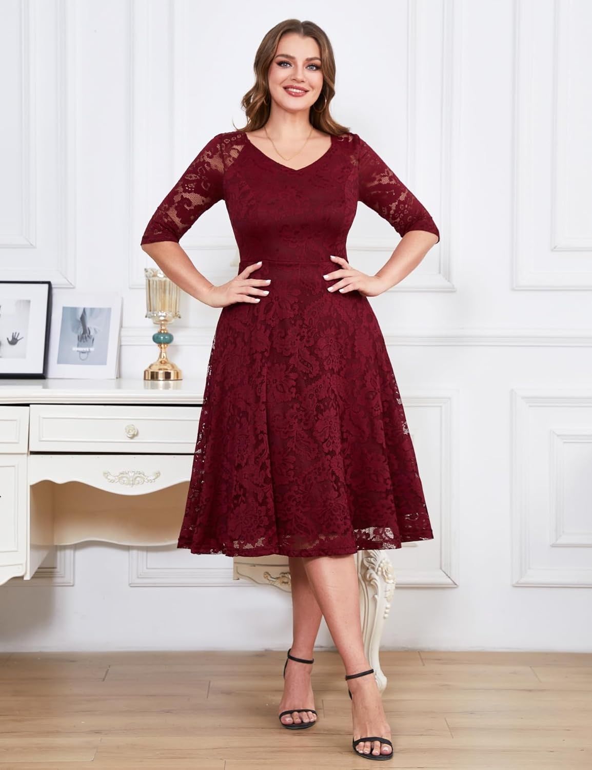 Dressystar elegancka sukienka koronkowa midi z dekoltem V