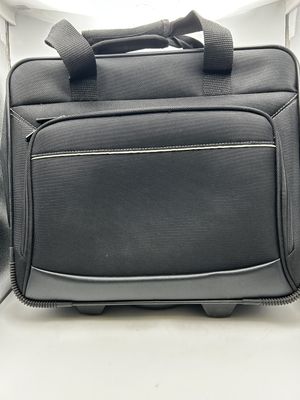 Torba na laptopa na kółkach – uszkodzona