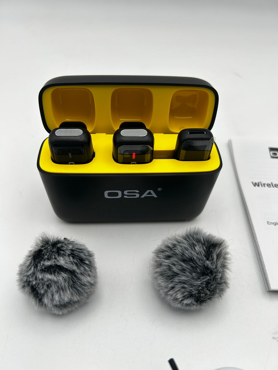 OSA K6 mikrofon krawatowy do telefonu z etui ładującym i nadajnikiem