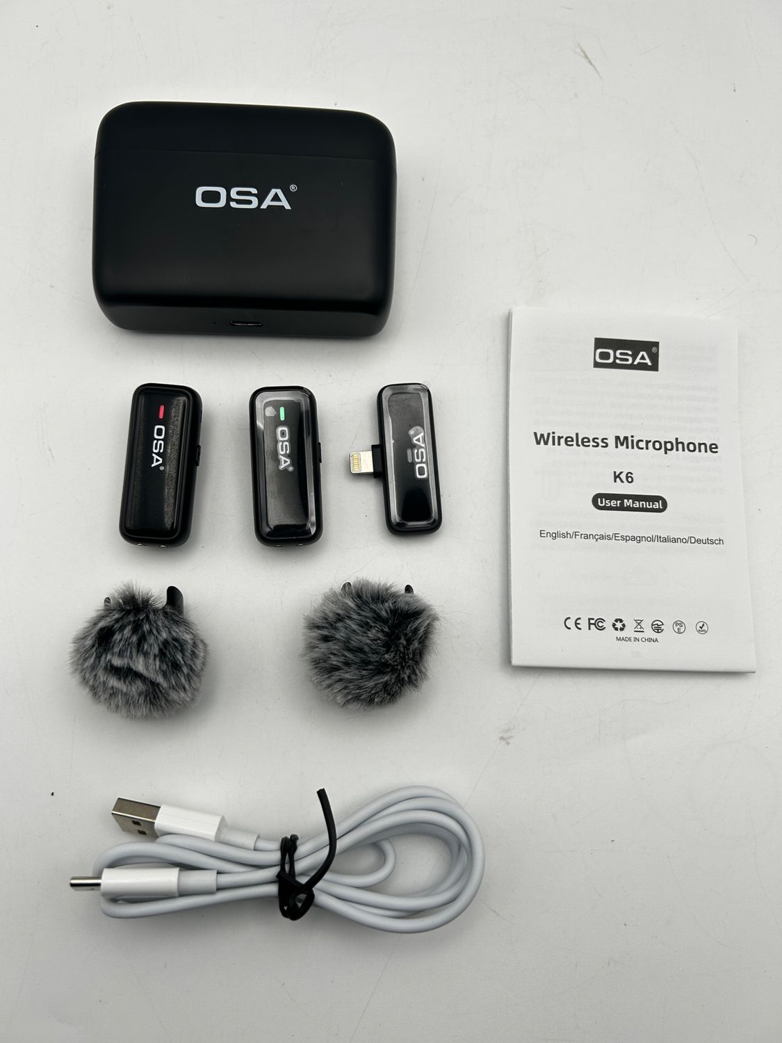 OSA K6 mikrofon krawatowy do telefonu z etui ładującym i nadajnikiem