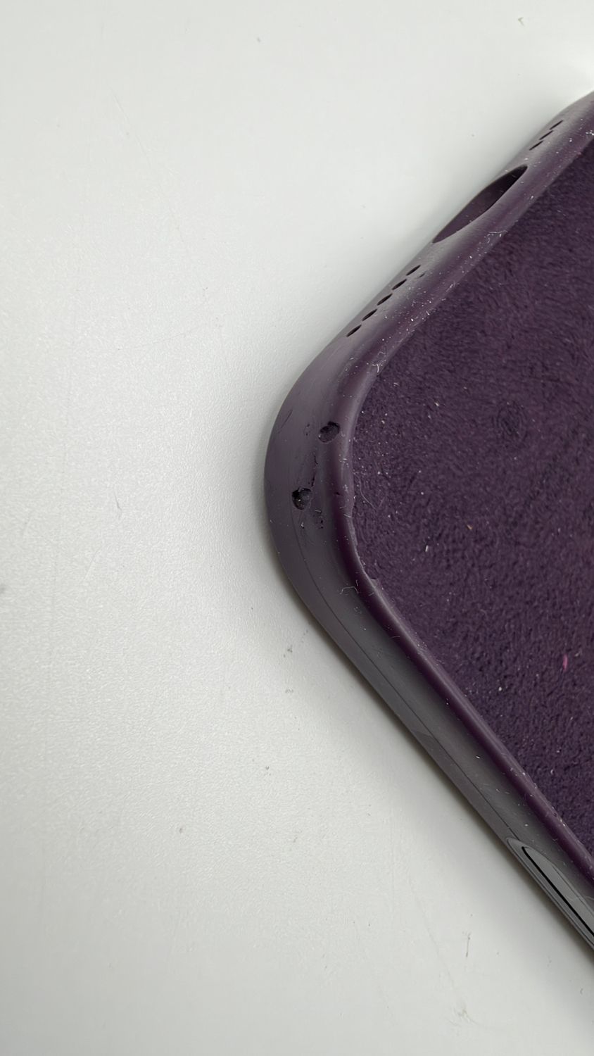 Apple silikonowe etui z MagSafe do iPhone’a 16 Pro - Śliwkowy
