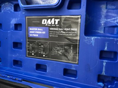 Orion Motor Tech – uniwersalny zestaw do montażu i demontażu sworzni kulistych