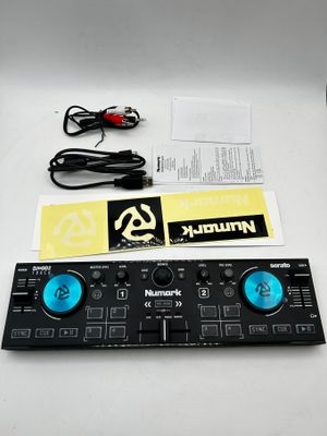 Numark DJ2GO2 Touch – kompaktowy kontroler DJ USB