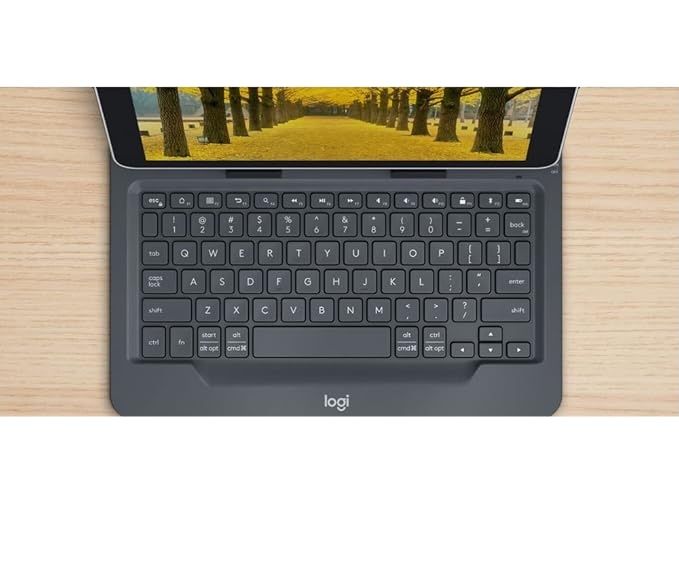 Logitech Universal Folio z klawiaturą do tabletów 9–10" (23–25,5 cm), układ nordycki