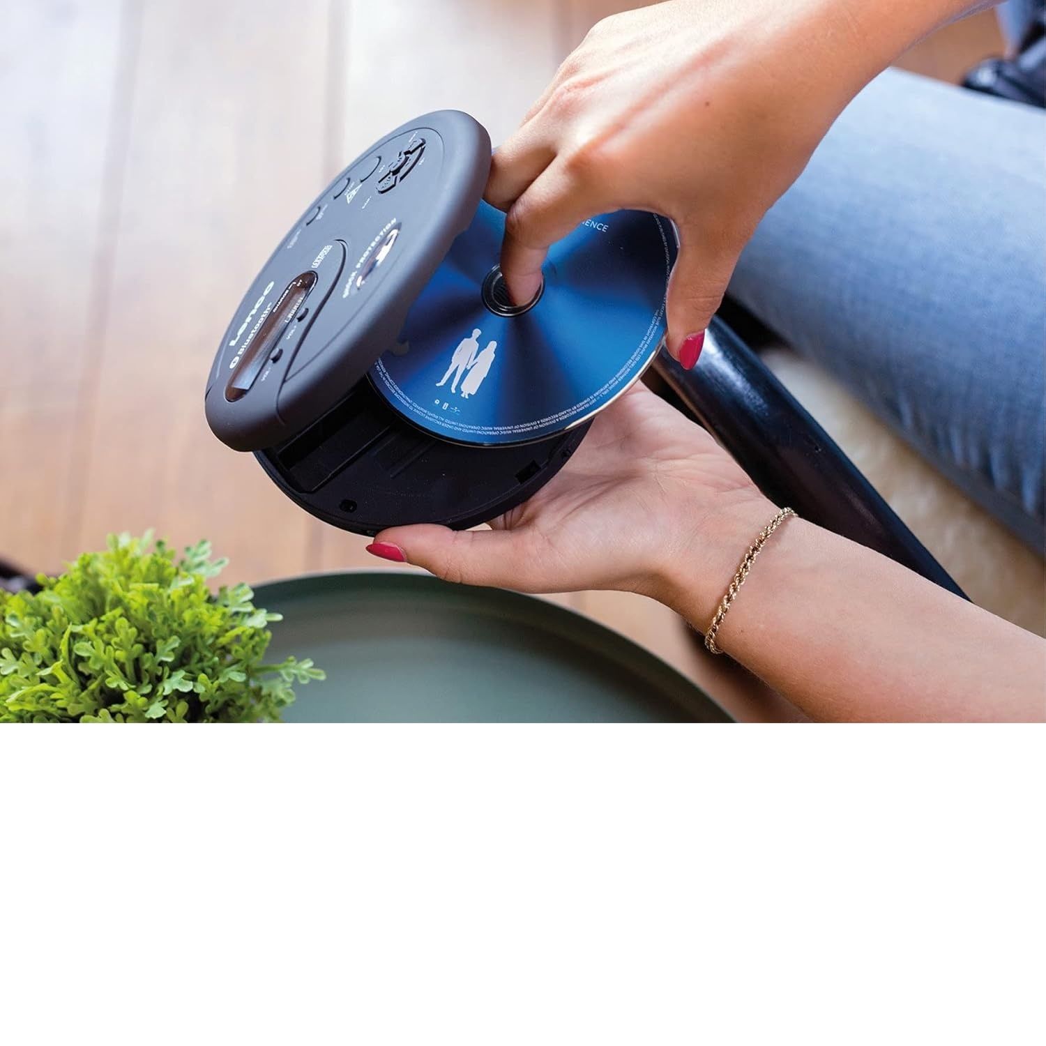 Lenco CD-300 – przenośny odtwarzacz CD z Bluetooth i MP3 (czarny)