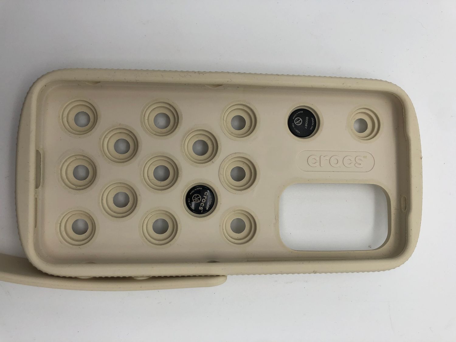 Samsung Crocs – silikonowe etui do S25+, zawiera 2 oryginalne ozdoby J