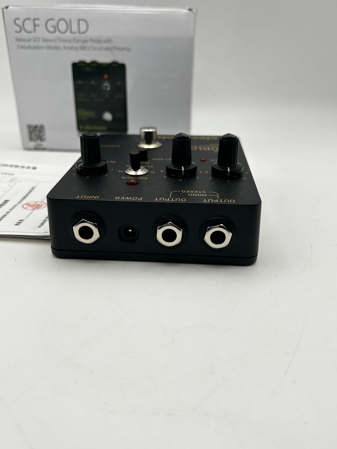 TC Electronic Stereo Chorus Flanger SCF GOLD, czarny