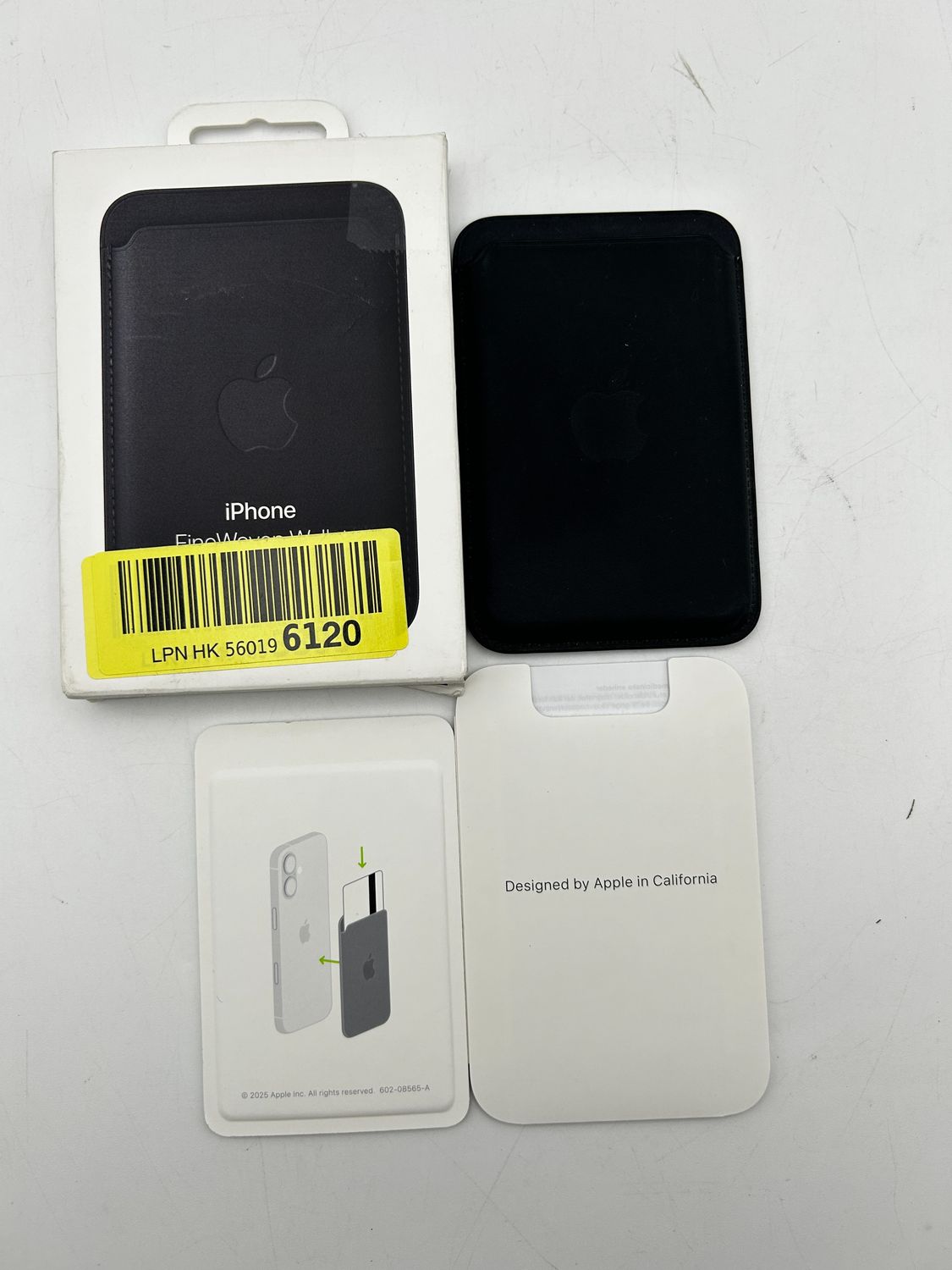 Apple cienko pleciony portfel z MagSafe do iPhone’a — czarny