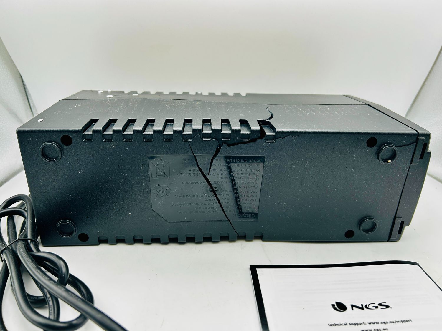 NGS FORTRESS1200V3 – zasilacz awaryjny UPS, off-line 800 VA, stała moc