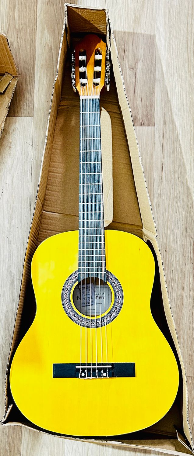 Gitara koncertowa – gitara klasyczna – 3/4 honey – naturalny kolor