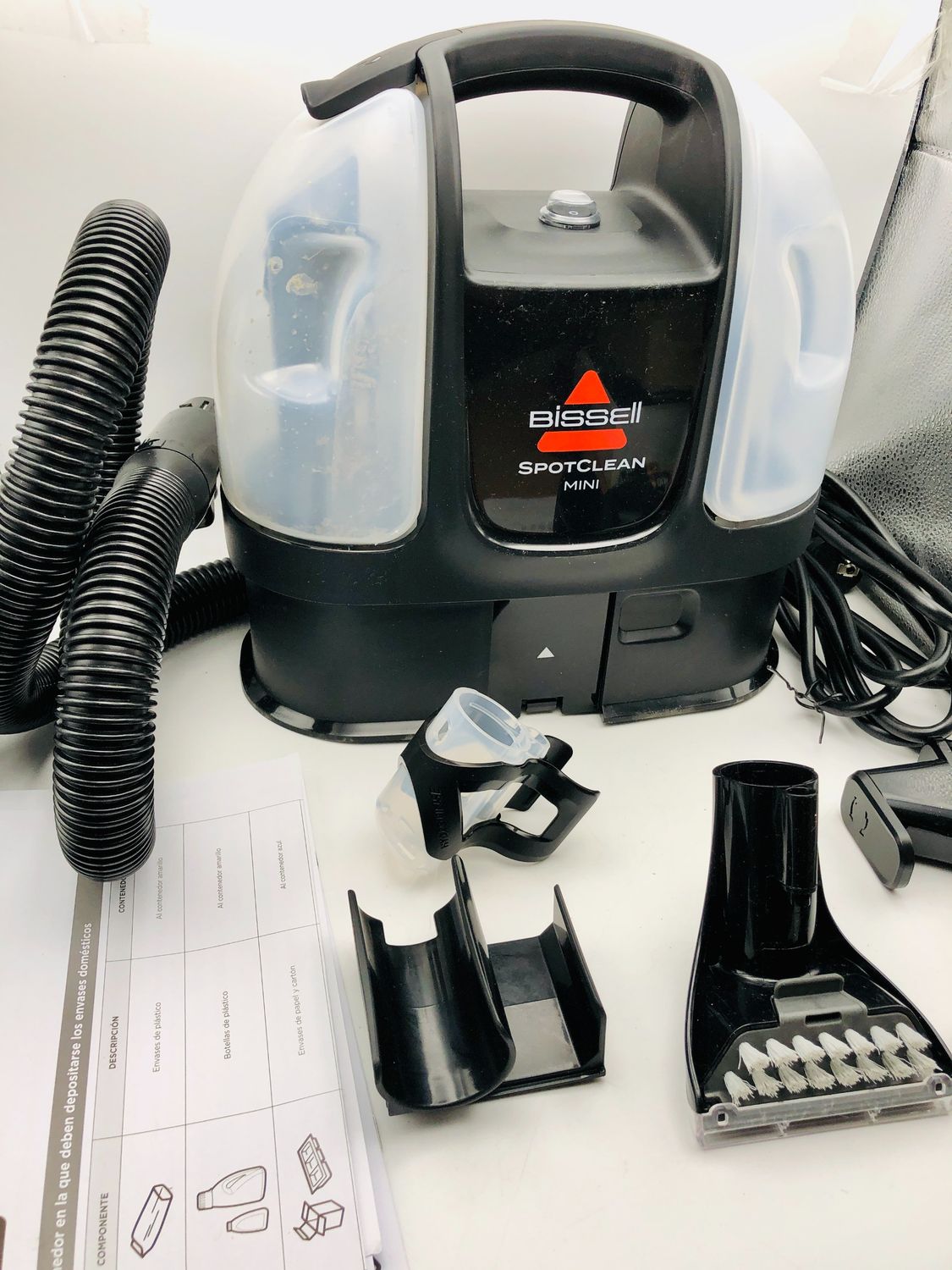 BISSELL SpotClean Mini Corded – przenośny odkurzacz do prania dywanów