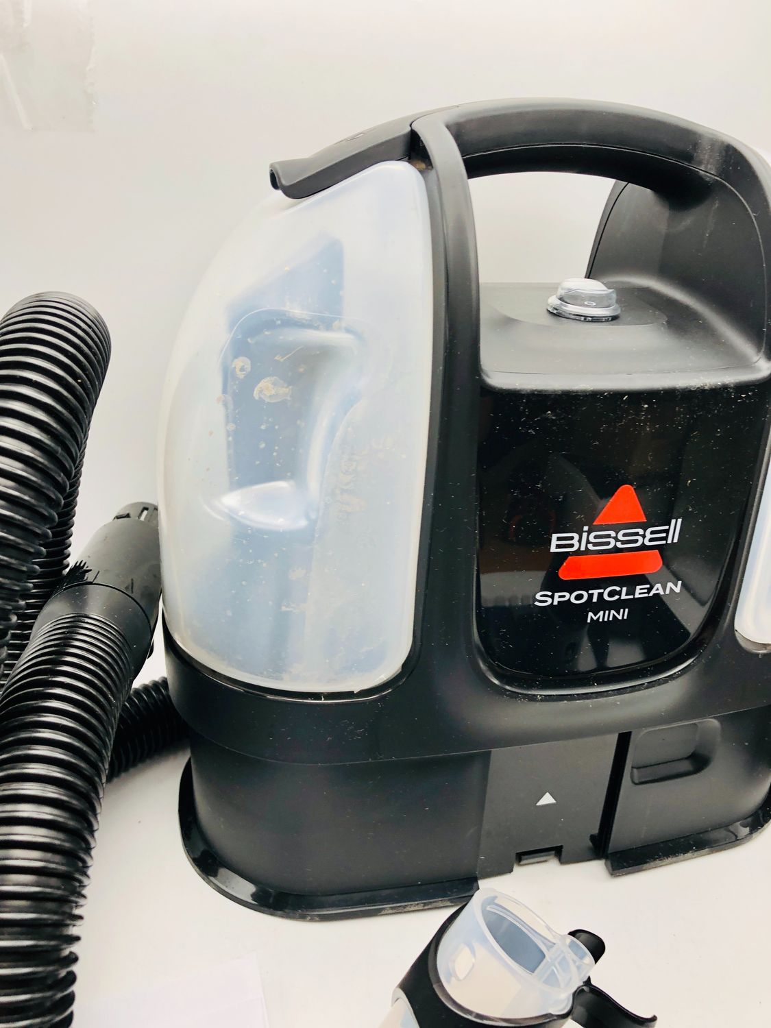 BISSELL SpotClean Mini Corded – przenośny odkurzacz do prania dywanów