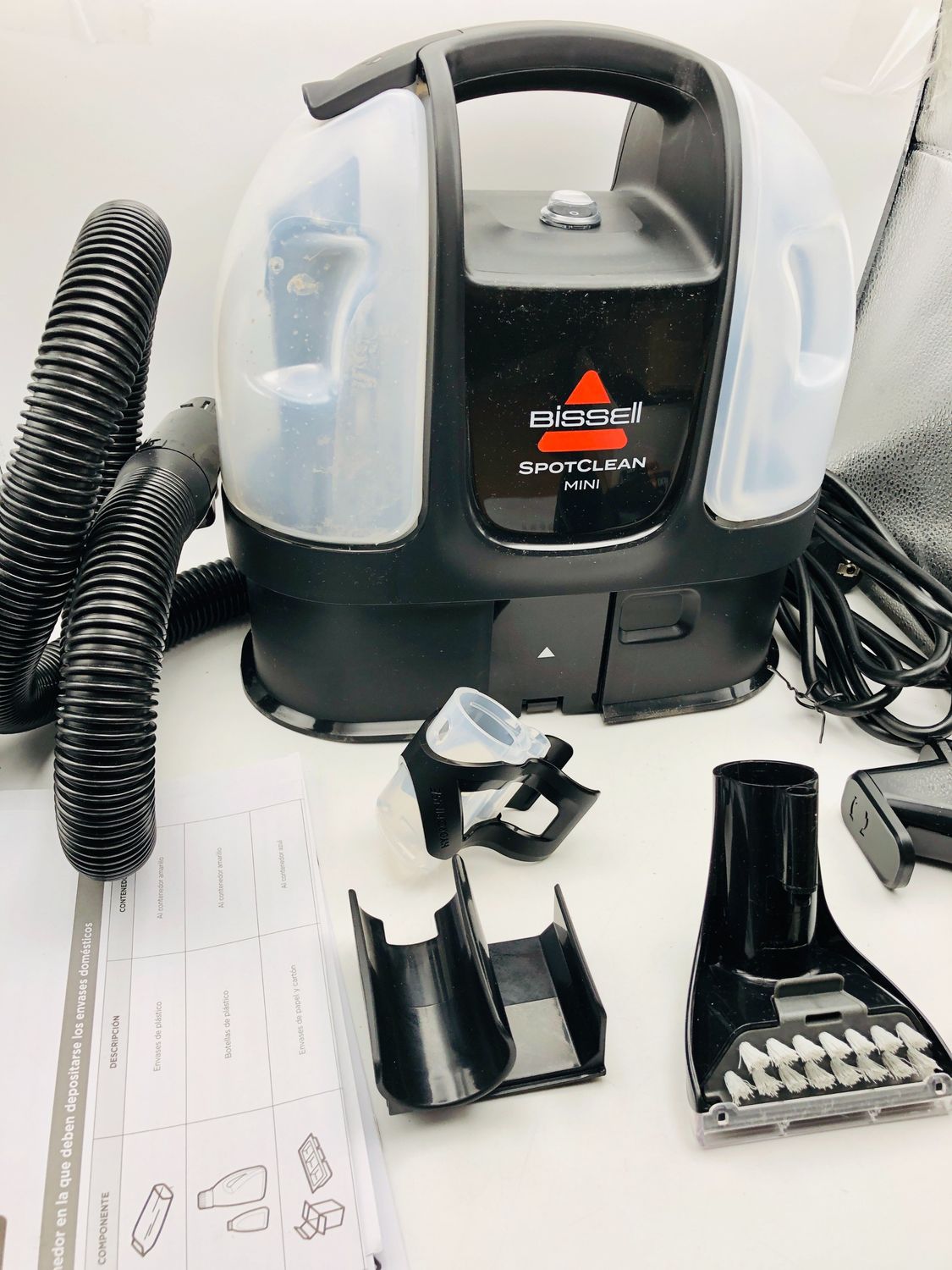BISSELL SpotClean Mini Corded – przenośny odkurzacz do prania dywanów