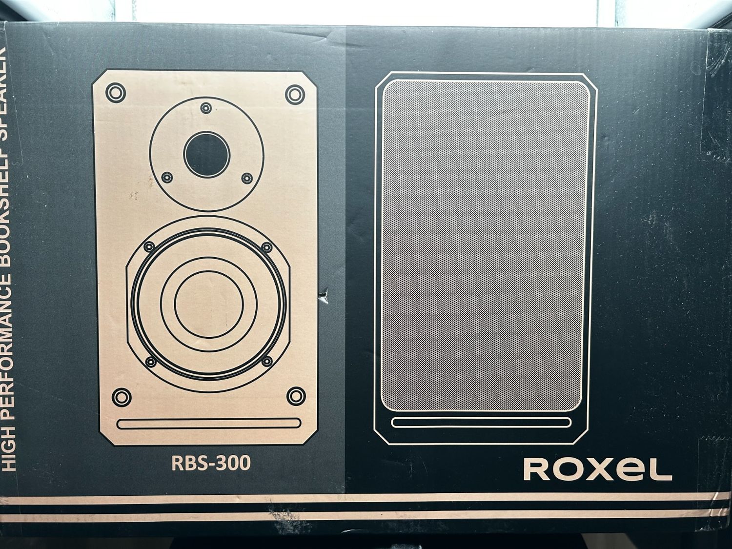 ROXEL RBS 300 – głośnik podstawkowy z efektem drewna wiśniowego