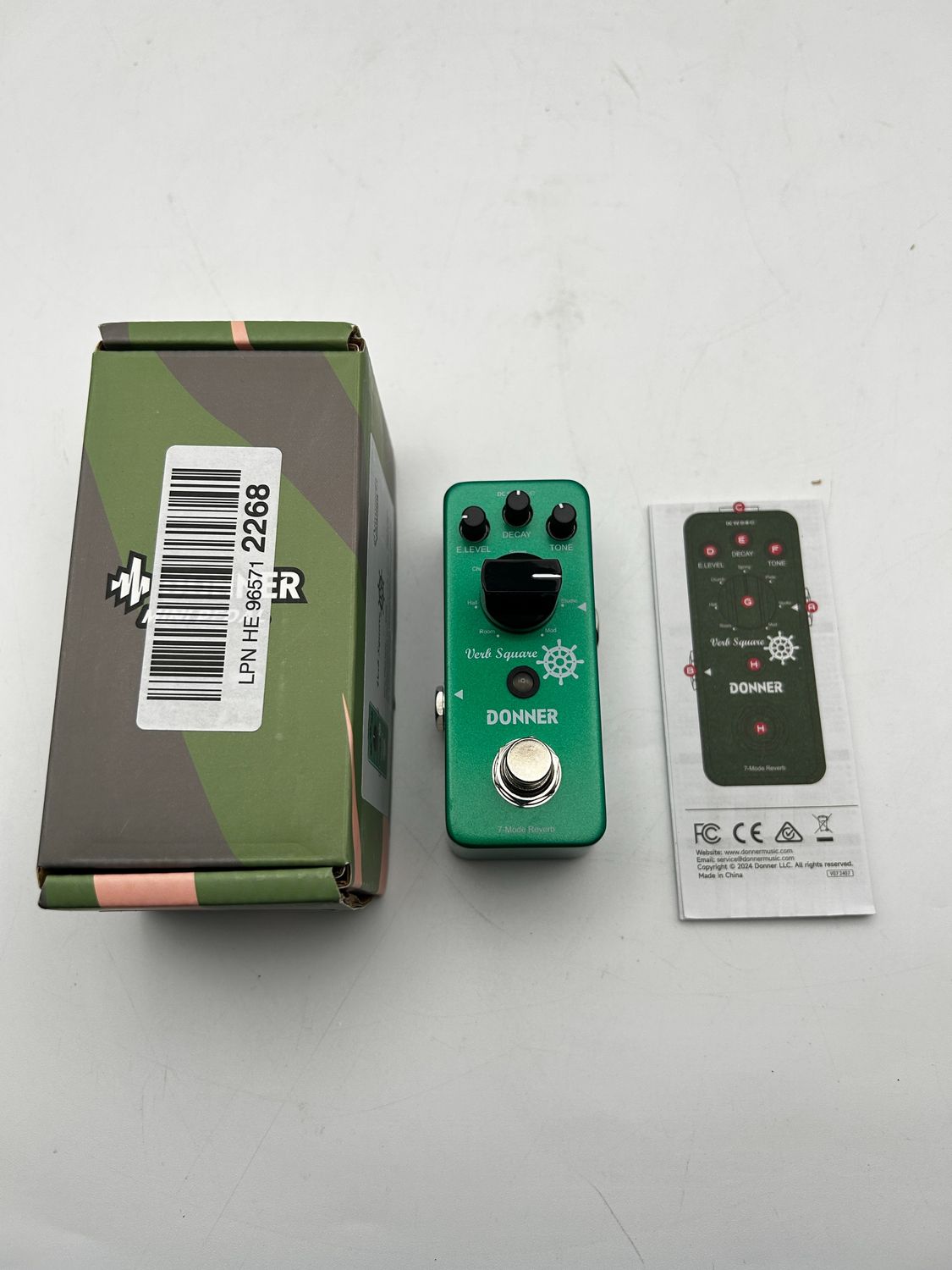 Pedal pogłosu Donner Riverbero do gitary z 7 trybami