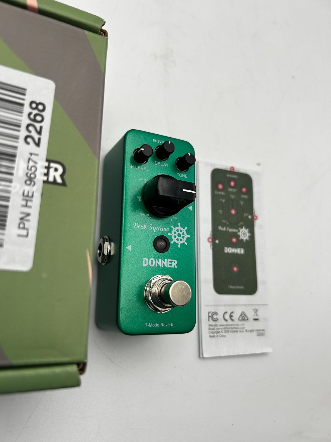 Pedal pogłosu Donner Riverbero do gitary z 7 trybami