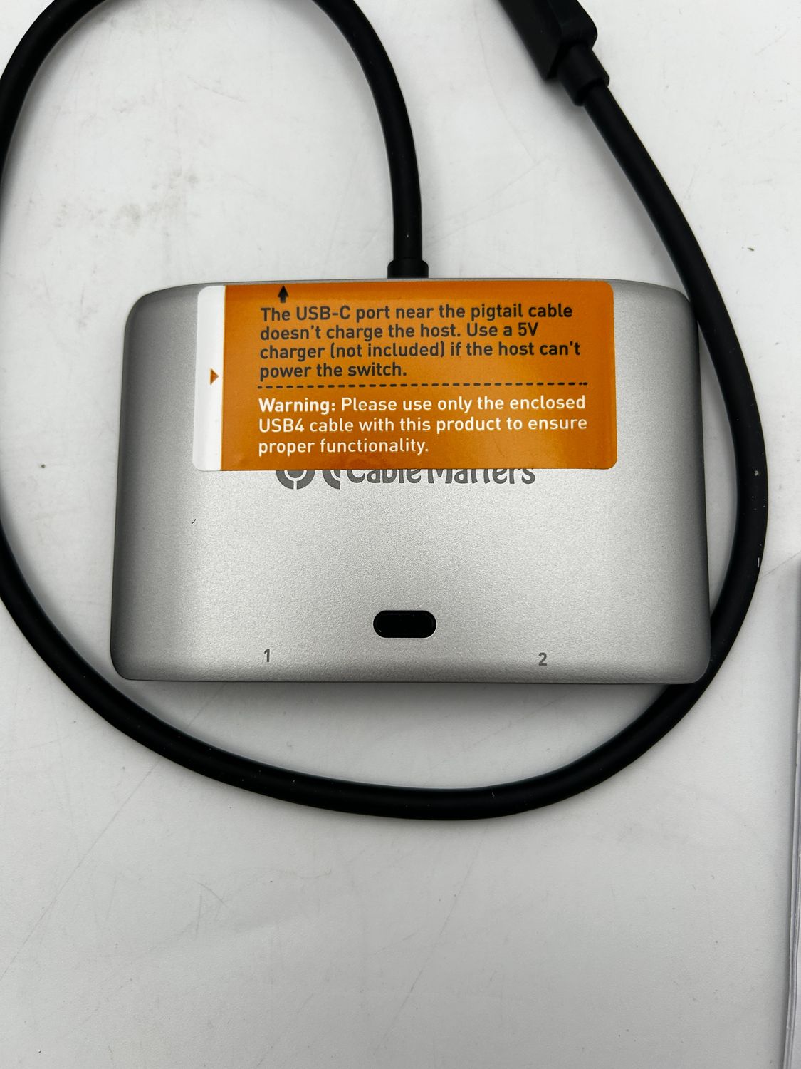 Przełącznik Cable Matters USB4 USB-C 20 Gb/s dla 2 komputerów
