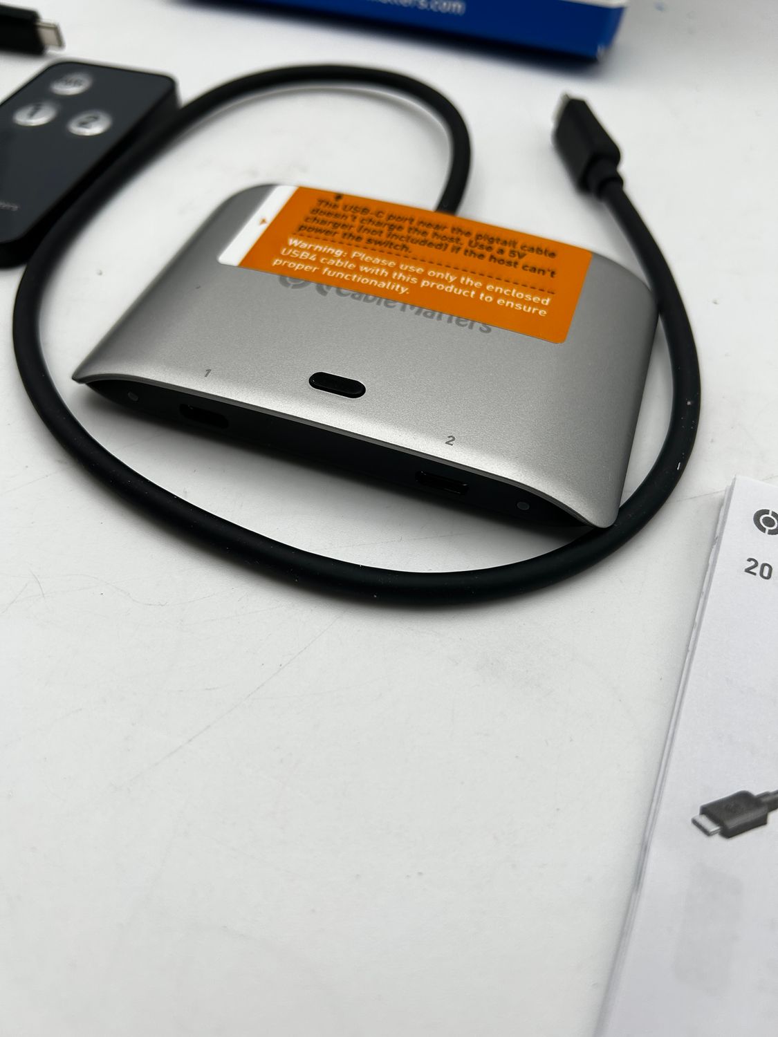Przełącznik Cable Matters USB4 USB-C 20 Gb/s dla 2 komputerów