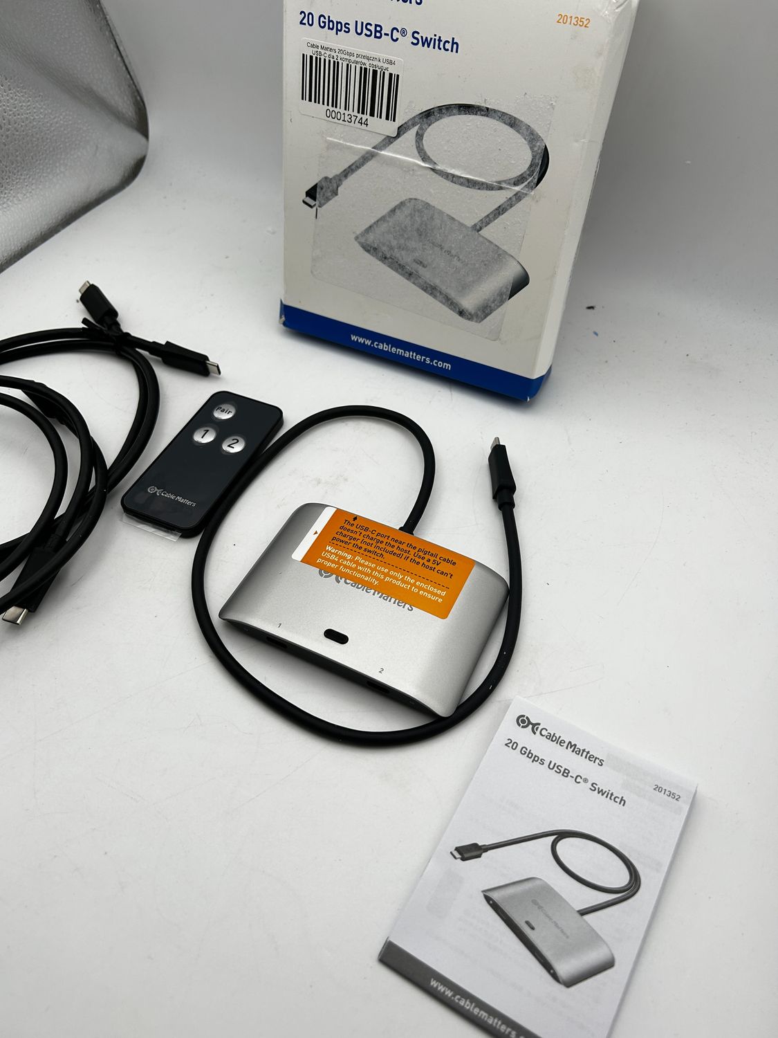 Przełącznik Cable Matters USB4 USB-C 20 Gb/s dla 2 komputerów
