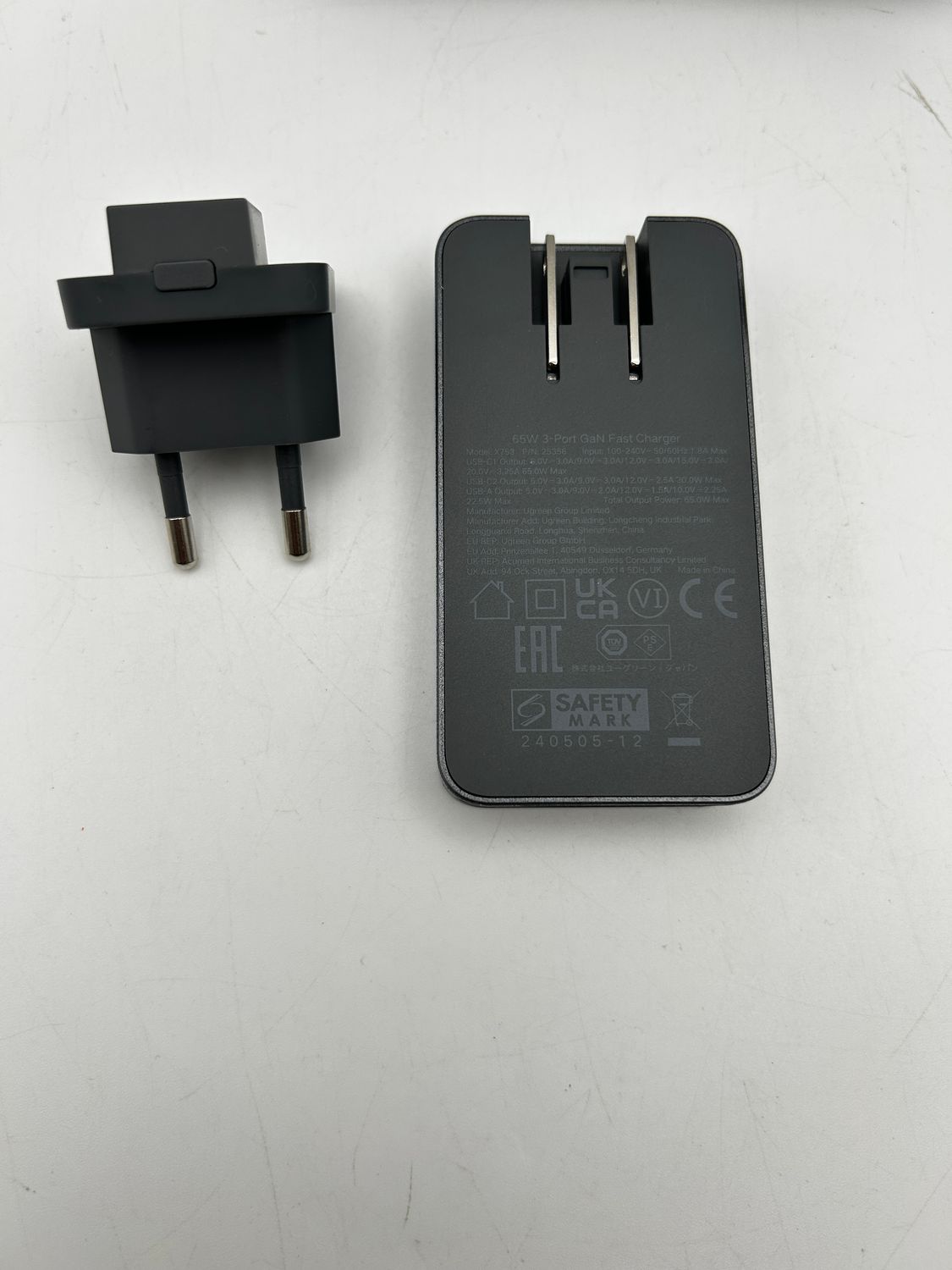 UGREEN Nexode Air 65W Ładowarka USB C do podróży, szybkie ładowanie, 3